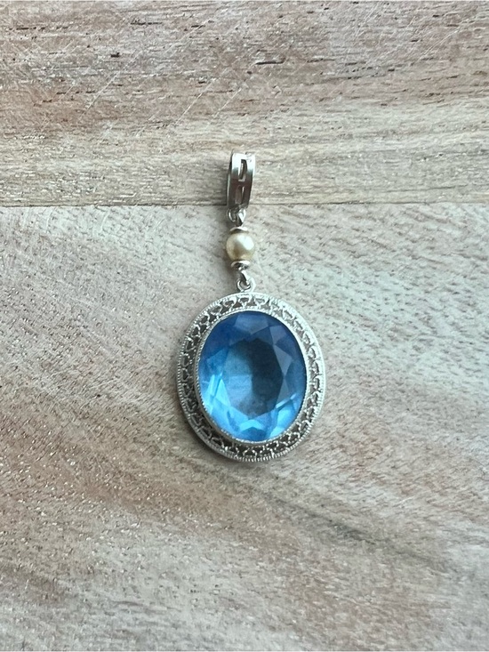 Source Unknown Jewelry - Vintage Sterling Silver Pendant Necklace with Blue Gem and Pearl Accent